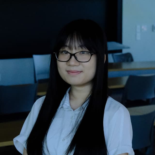 Vina Le