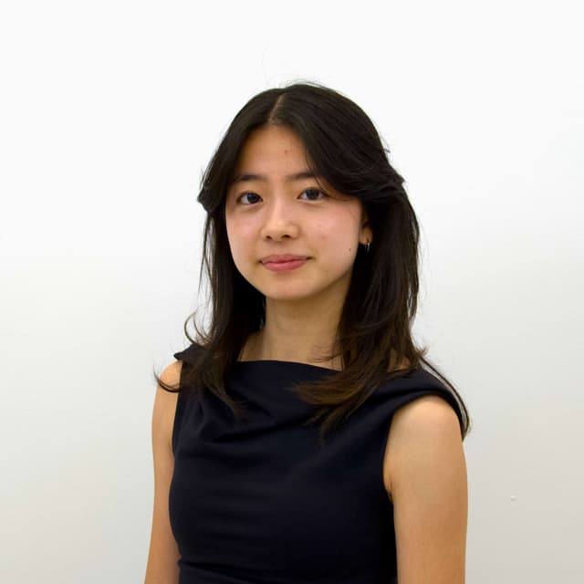 Yuxin Zeng